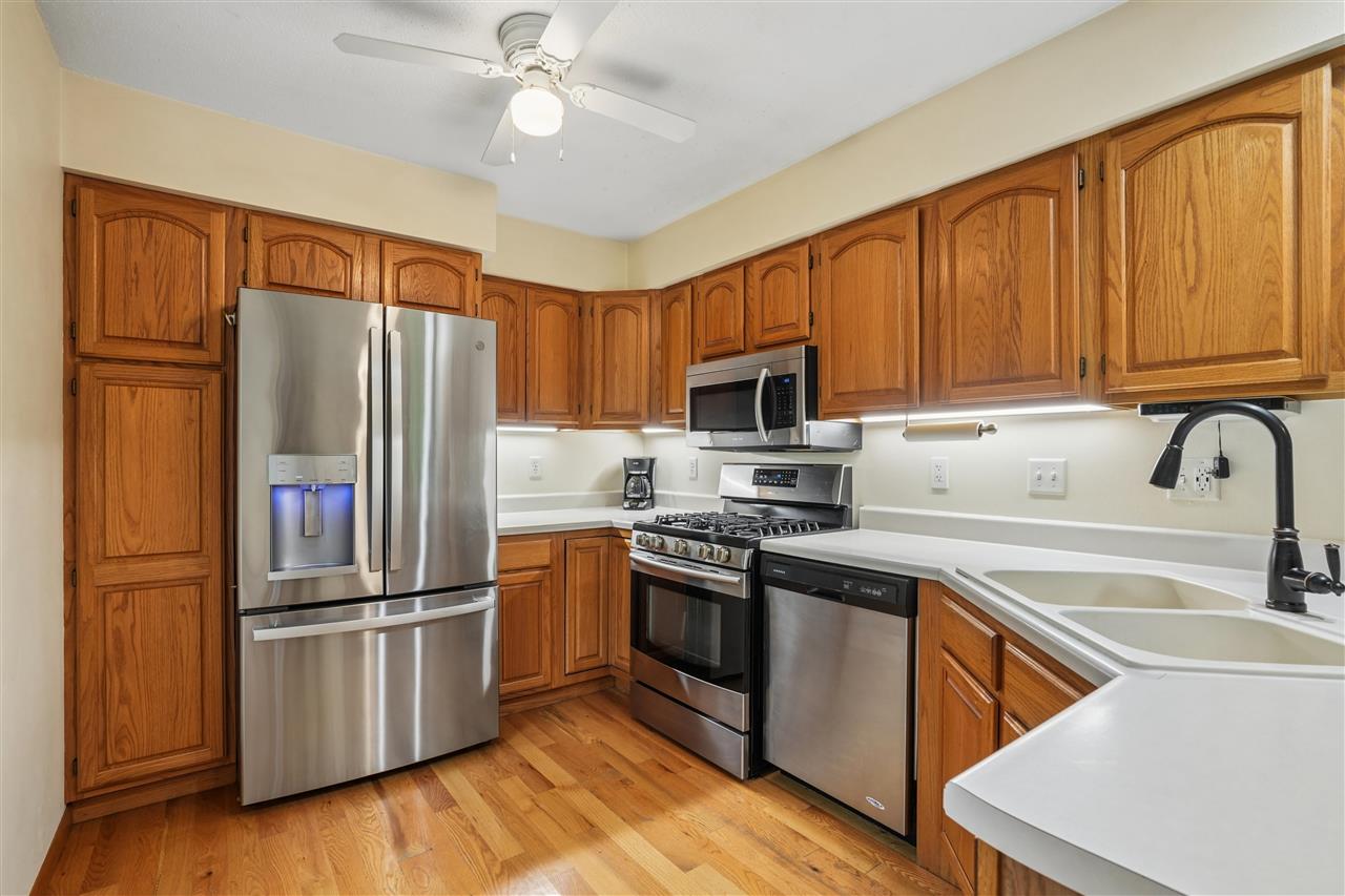 3945 S Spring Street NE Solon IA 52333