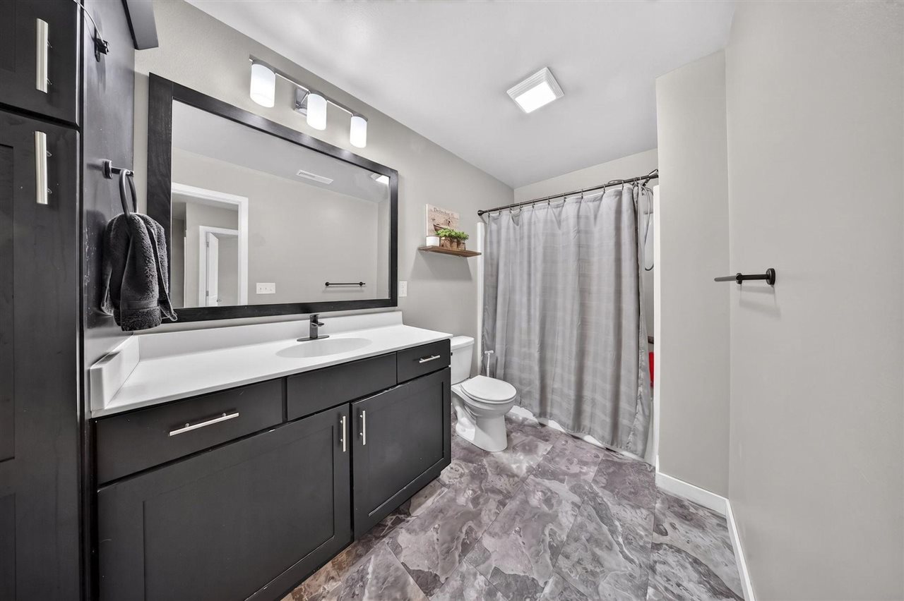 1882 Carroll Court North Liberty IA 52317