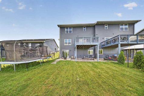 1882 Carroll Court North Liberty IA 52317