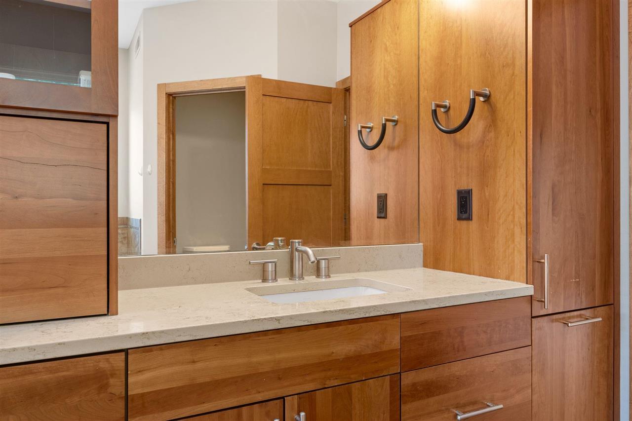 200 Auburn East Lane Coralville IA 52241