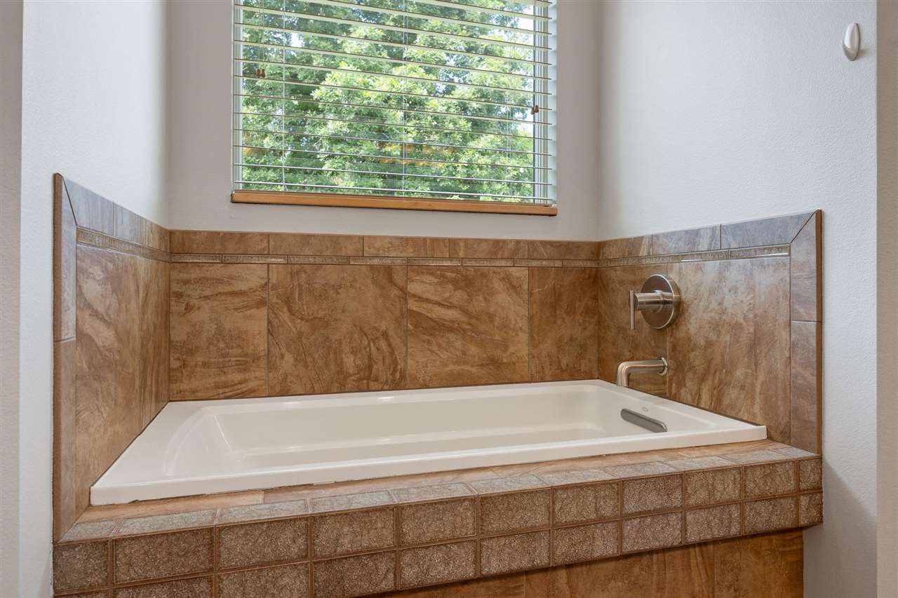 200 Auburn East Lane Coralville IA 52241