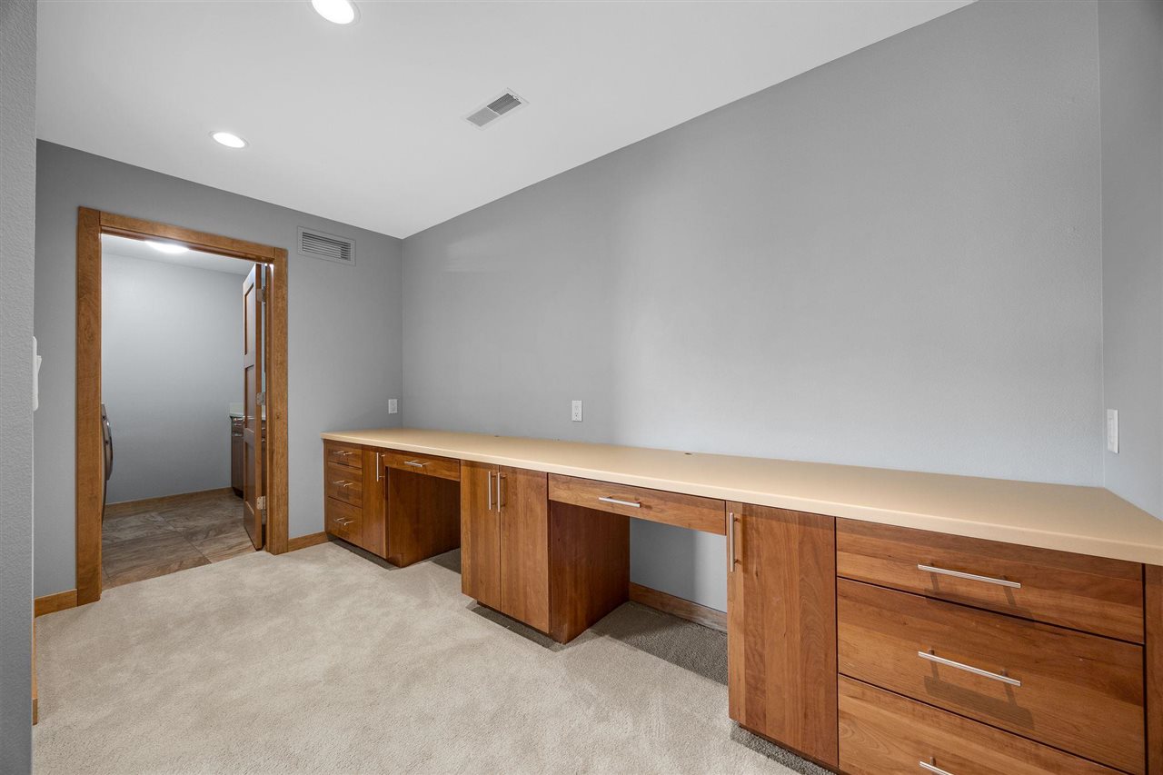 200 Auburn East Lane Coralville IA 52241