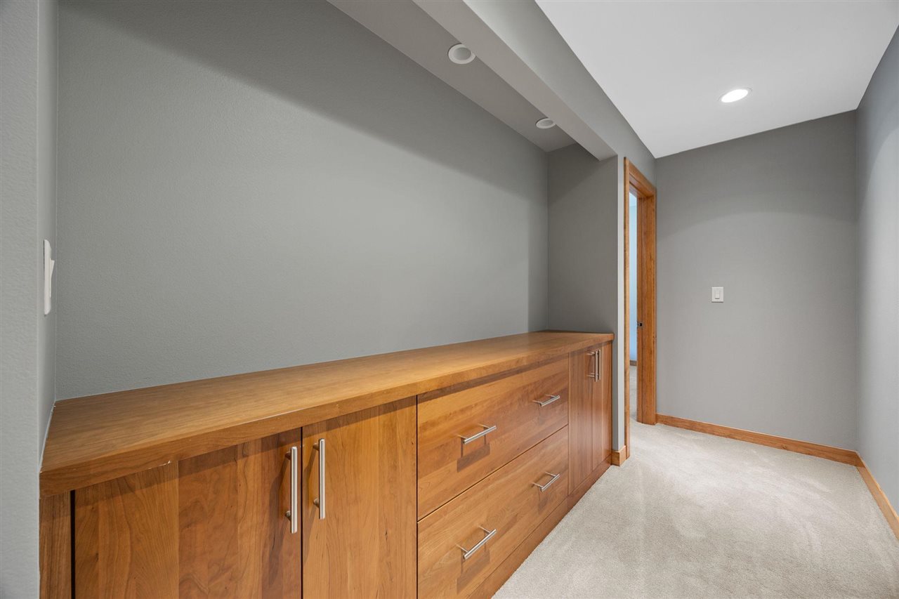 200 Auburn East Lane Coralville IA 52241