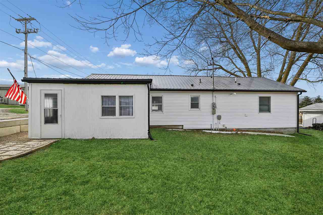 207 W Main Street Urbana IA 52345
