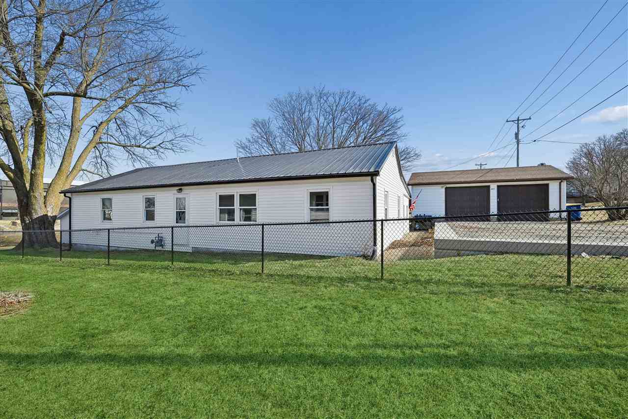 207 W Main Street Urbana IA 52345
