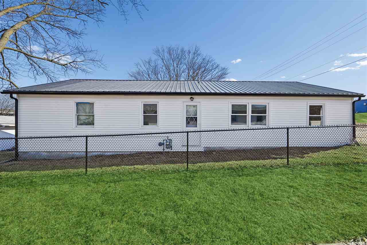 207 W Main Street Urbana IA 52345