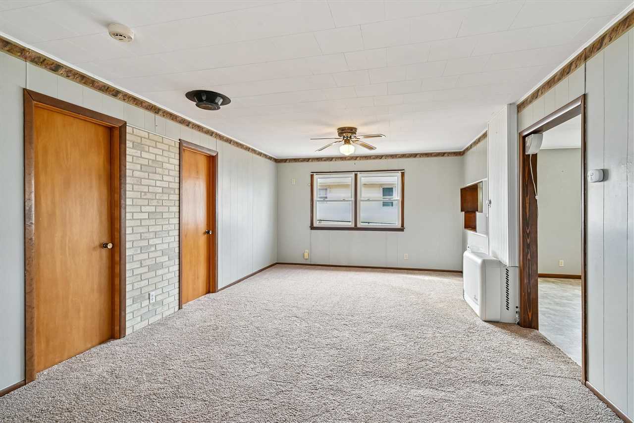 207 W Main Street Urbana IA 52345