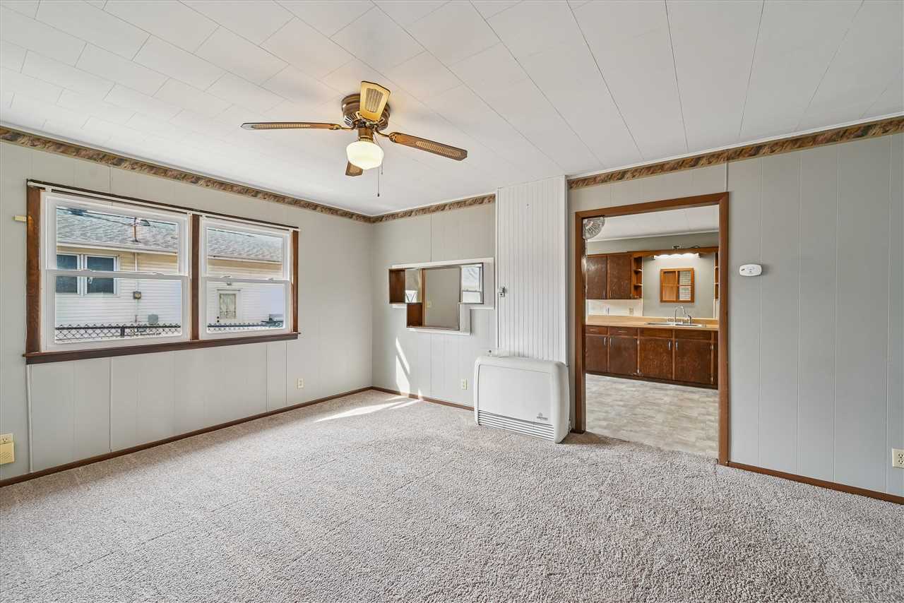207 W Main Street Urbana IA 52345