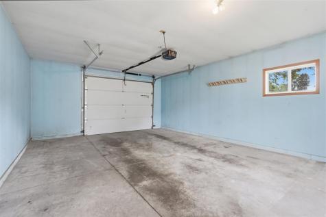 527 W 2nd Washington IA 52353