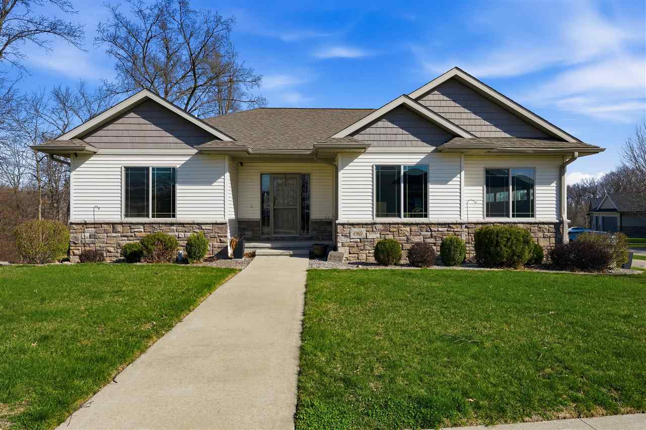 1980 Silver Maple Trail North Liberty IA 52317