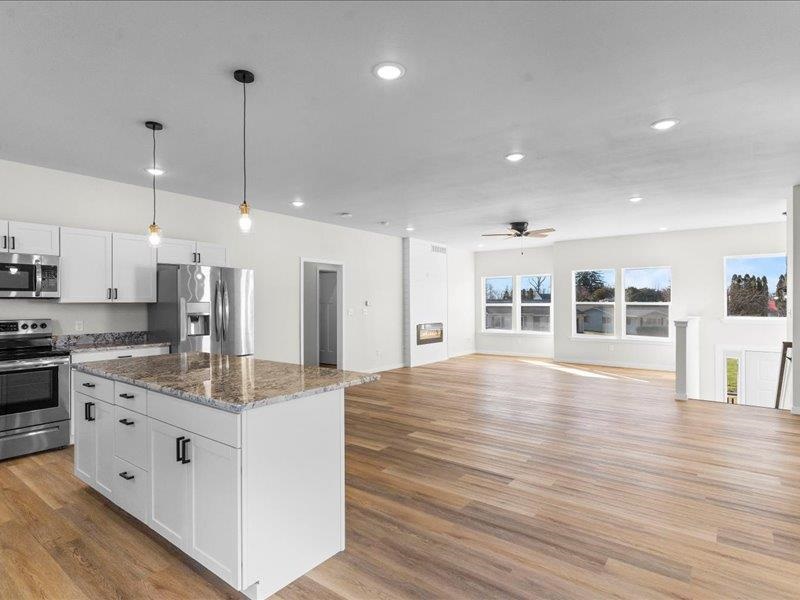 425 N Stewart Street North Liberty IA 52317