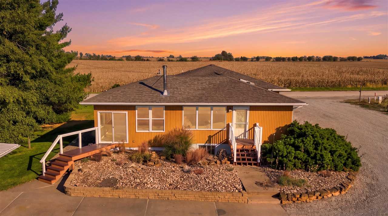 1445 W 18th Street Washington IA 52353