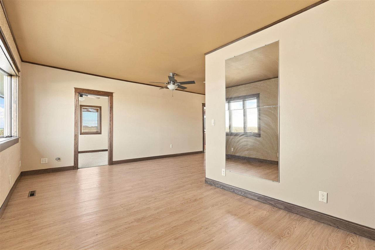 1445 W 18th Street Washington IA 52353