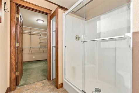 1445 W 18th Street Washington IA 52353
