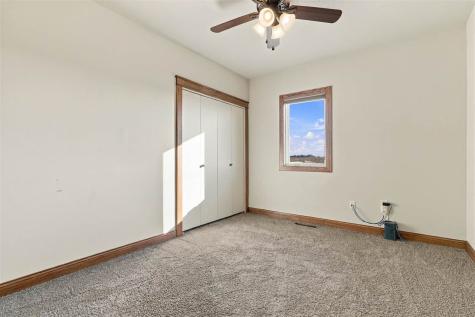 1445 W 18th Street Washington IA 52353