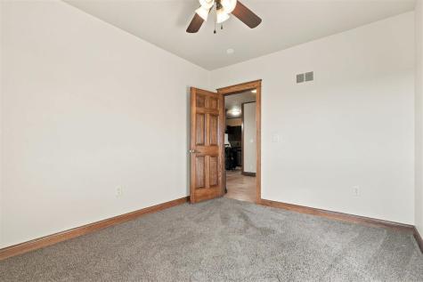 1445 W 18th Street Washington IA 52353