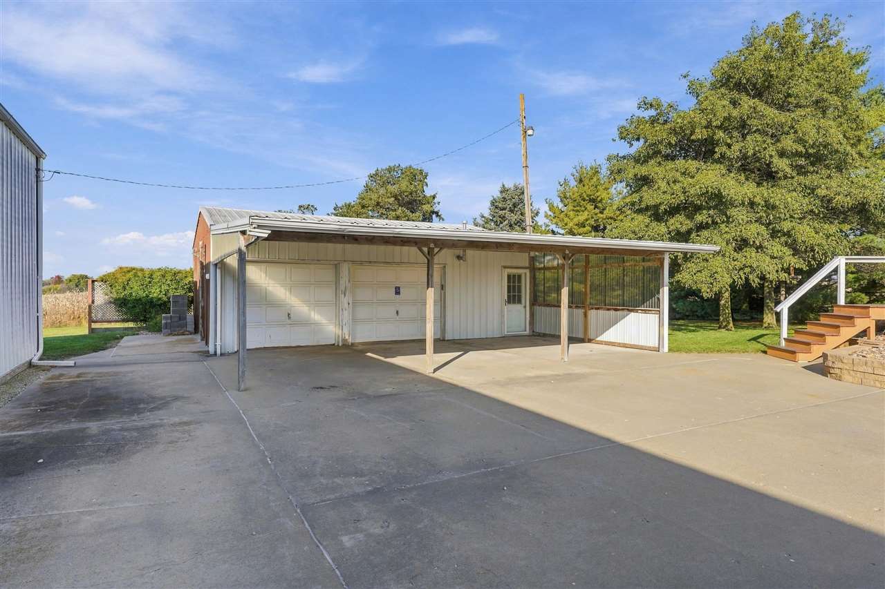1445 W 18th Street Washington IA 52353