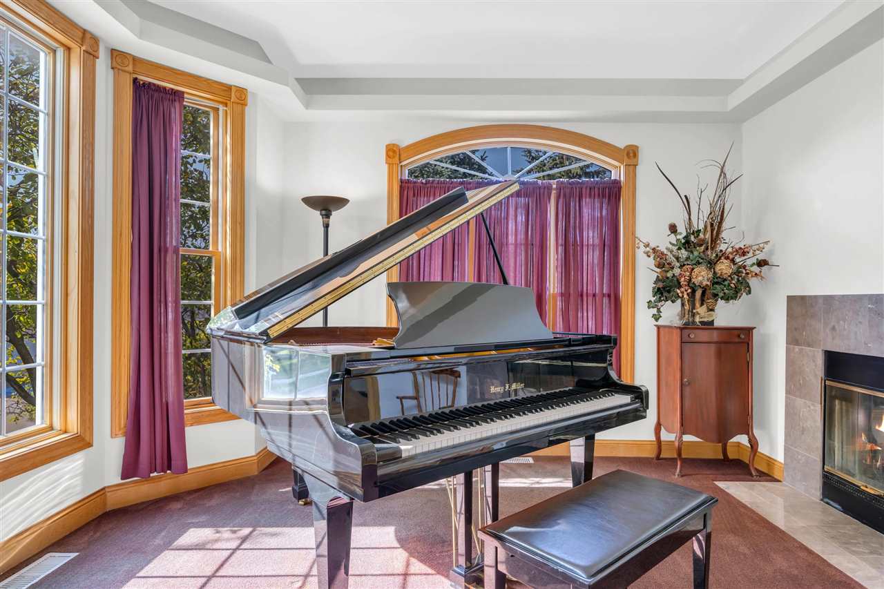 671 Barrington Road Iowa City IA 52245