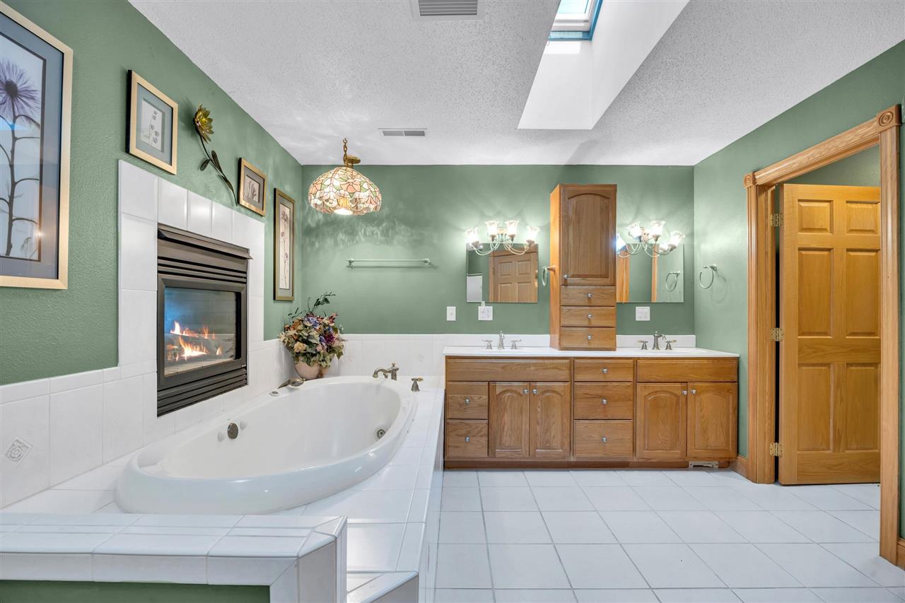 671 Barrington Road Iowa City IA 52245