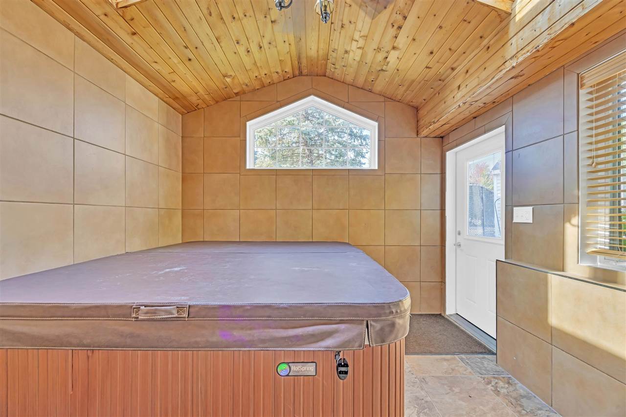 671 Barrington Road Iowa City IA 52245