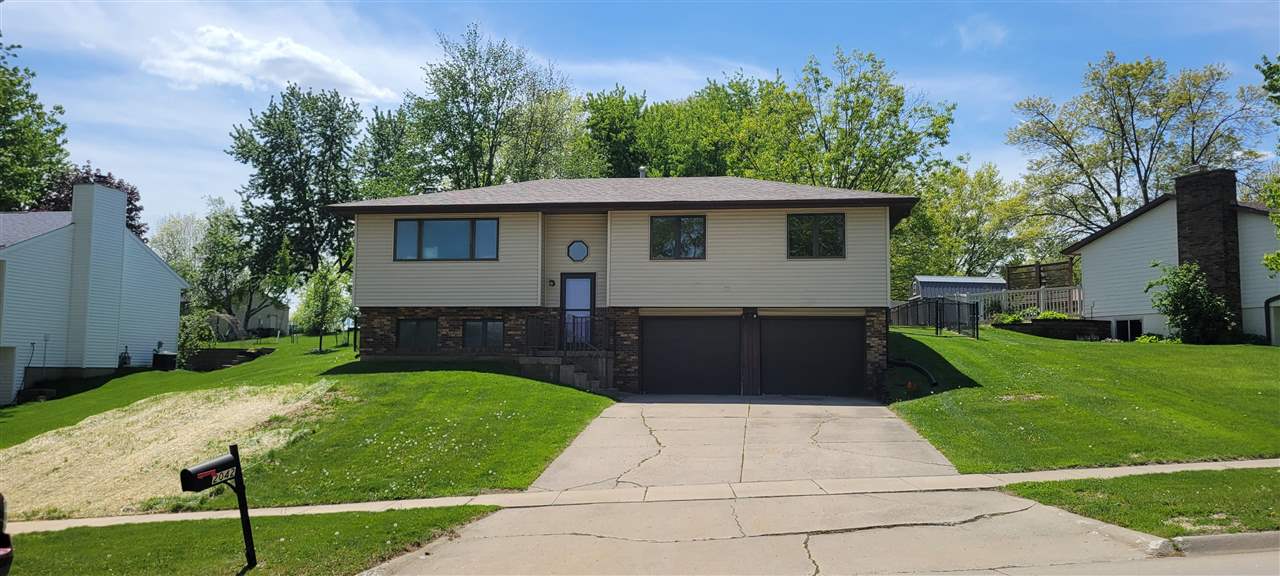 2042 North Ridge Drive Coralville IA 52241