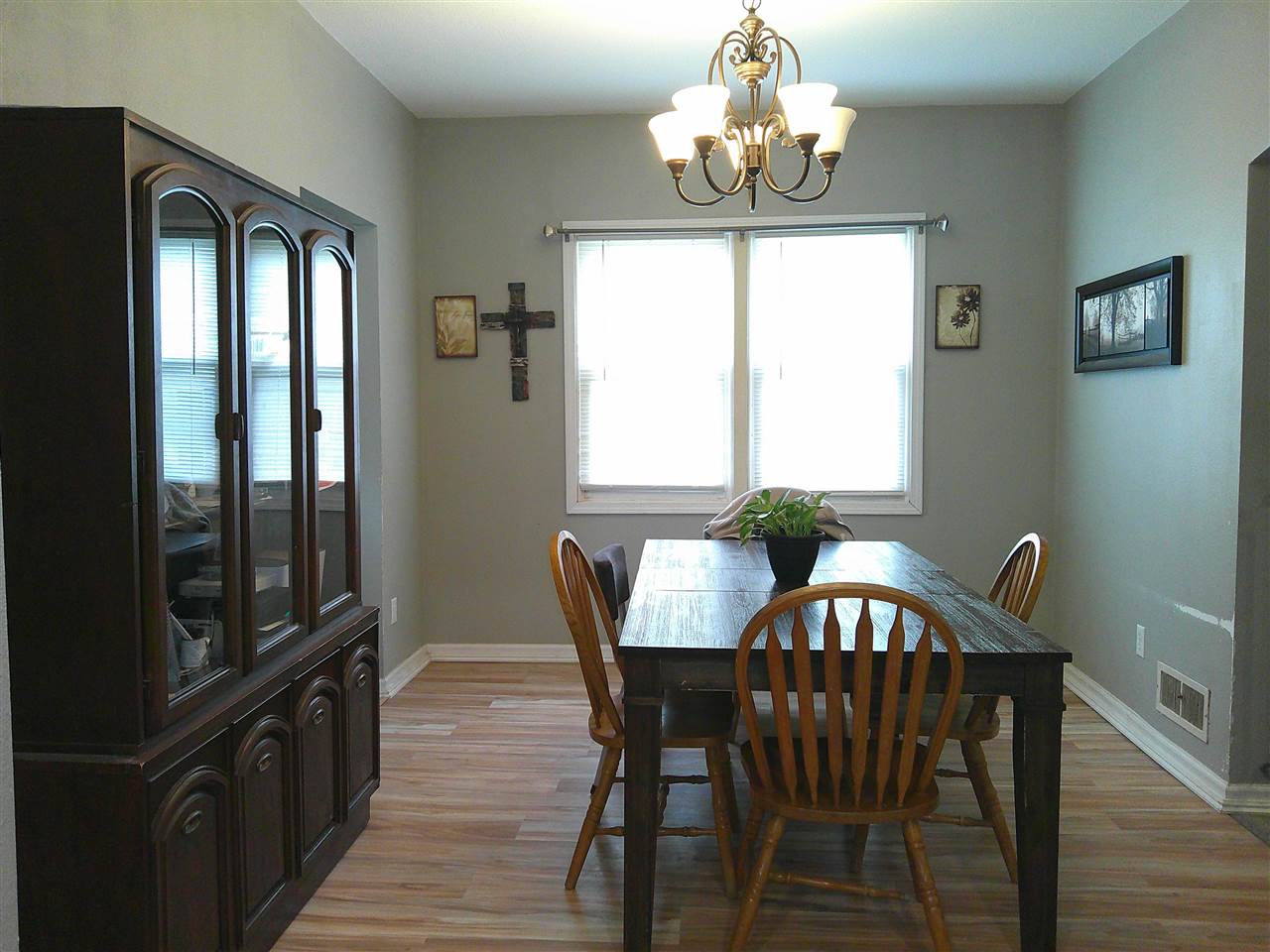 603 Williams Street Victor IA 52347