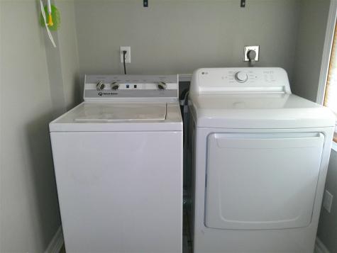 603 Williams Street Victor IA 52347