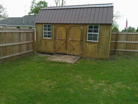 603 Williams Street Victor IA 52347