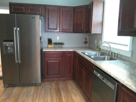 603 Williams Street Victor IA 52347