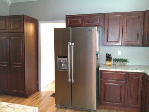 603 Williams Street Victor IA 52347