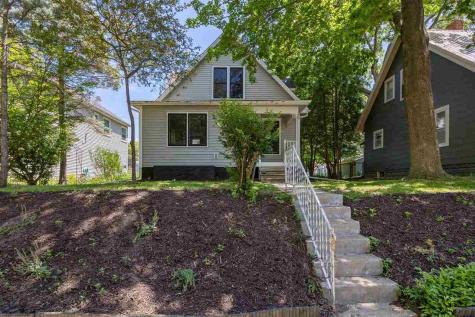 818 Rundell Street Iowa City IA 52240