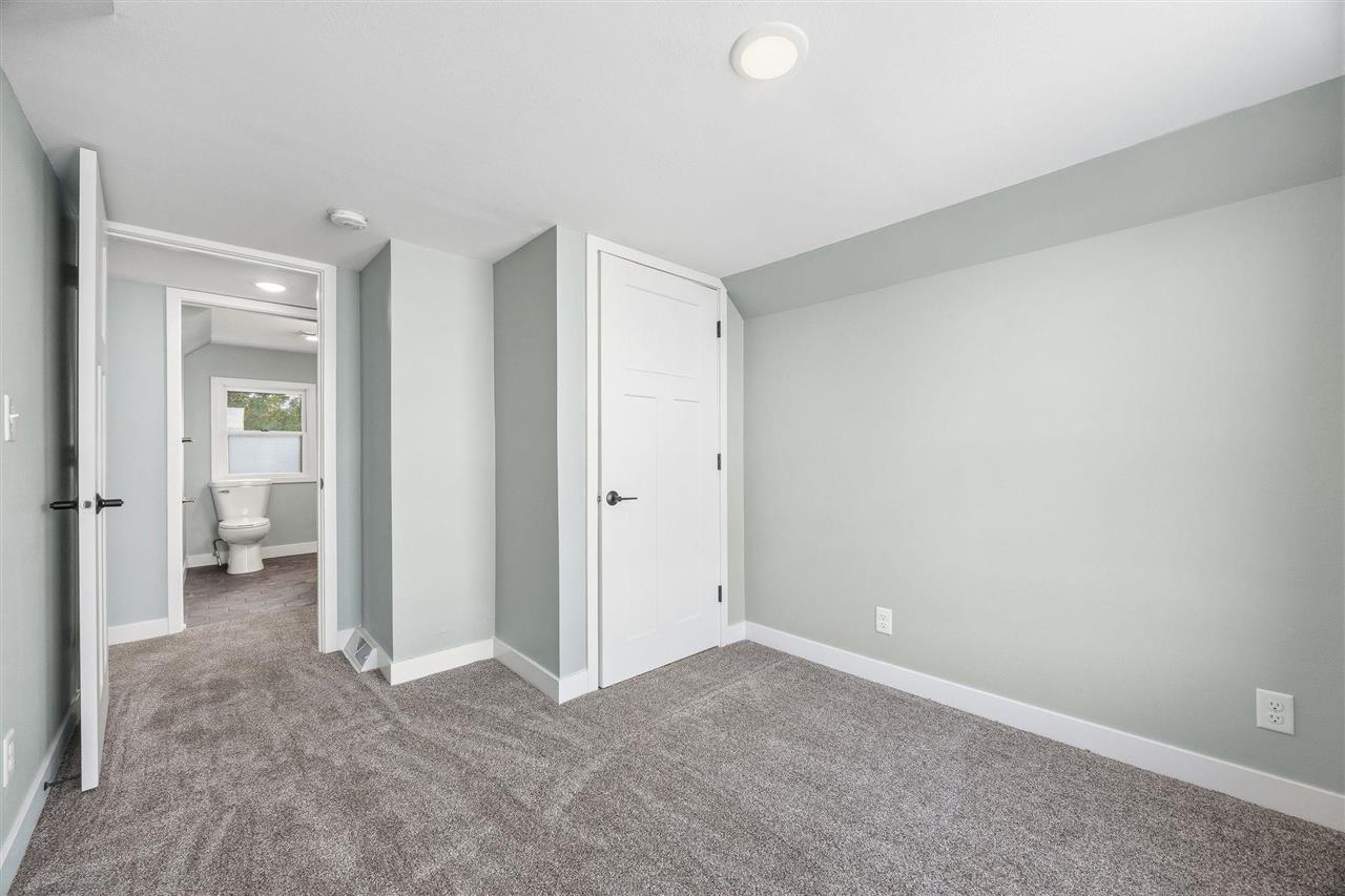 818 Rundell Street Iowa City IA 52240