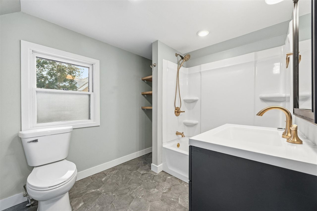 818 Rundell Street Iowa City IA 52240