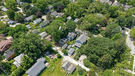 818 Rundell Street Iowa City IA 52240