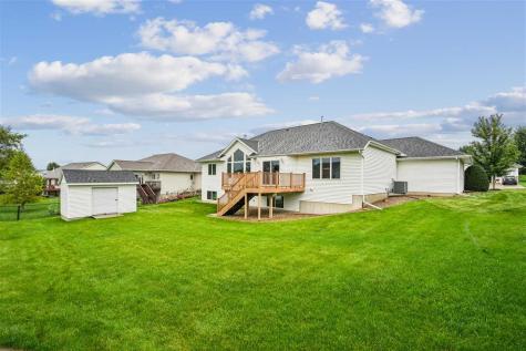 403 Wildflower Drive Fairfax IA 52228