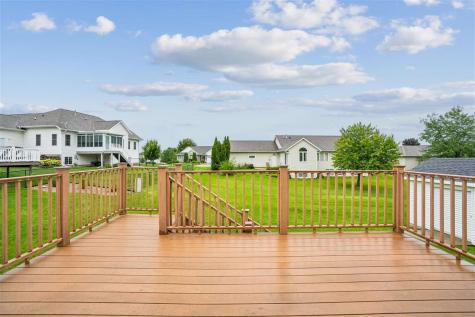 403 Wildflower Drive Fairfax IA 52228