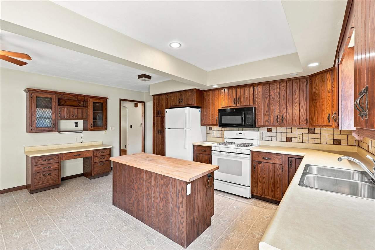 107 Midway Drive Columbus Junction IA 52738
