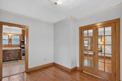 724 N Dodge Street Iowa City IA 52245