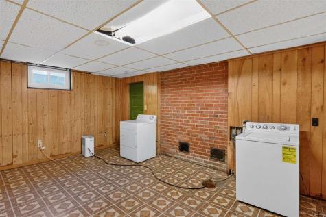 724 N Dodge Street Iowa City IA 52245