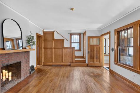 724 N Dodge Street Iowa City IA 52245