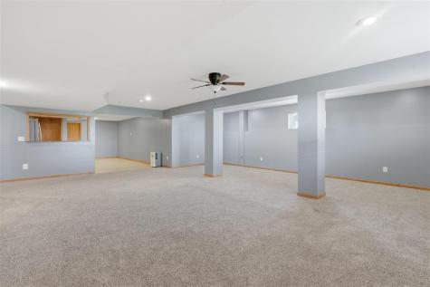 89 Cardinal Avenue Atkins IA 52206