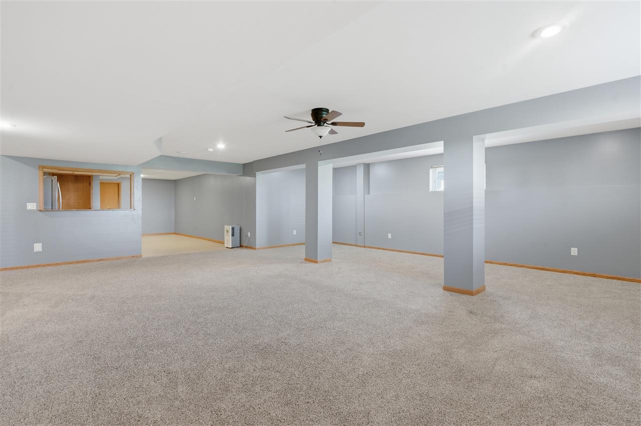 89 Cardinal Avenue Atkins IA 52206