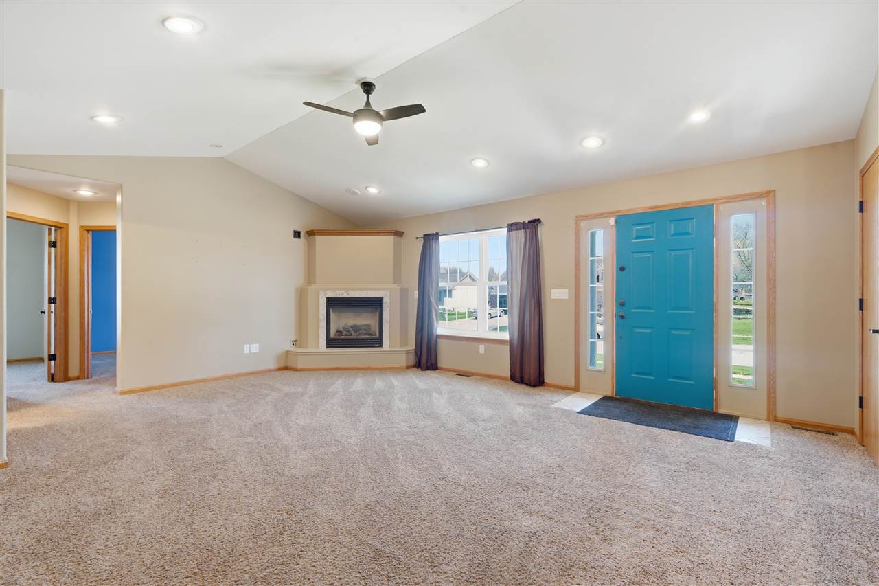 89 Cardinal Avenue Atkins IA 52206
