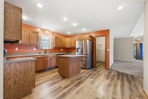 89 Cardinal Avenue Atkins IA 52206