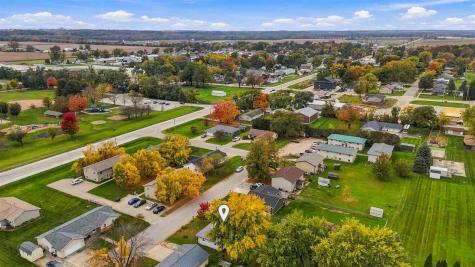 1109 E Place Kalona IA 52247