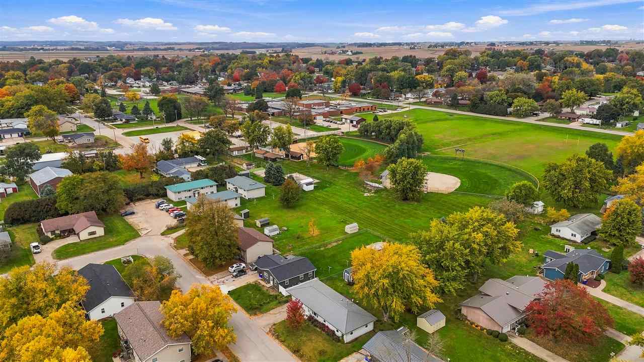 1109 E Place Kalona IA 52247