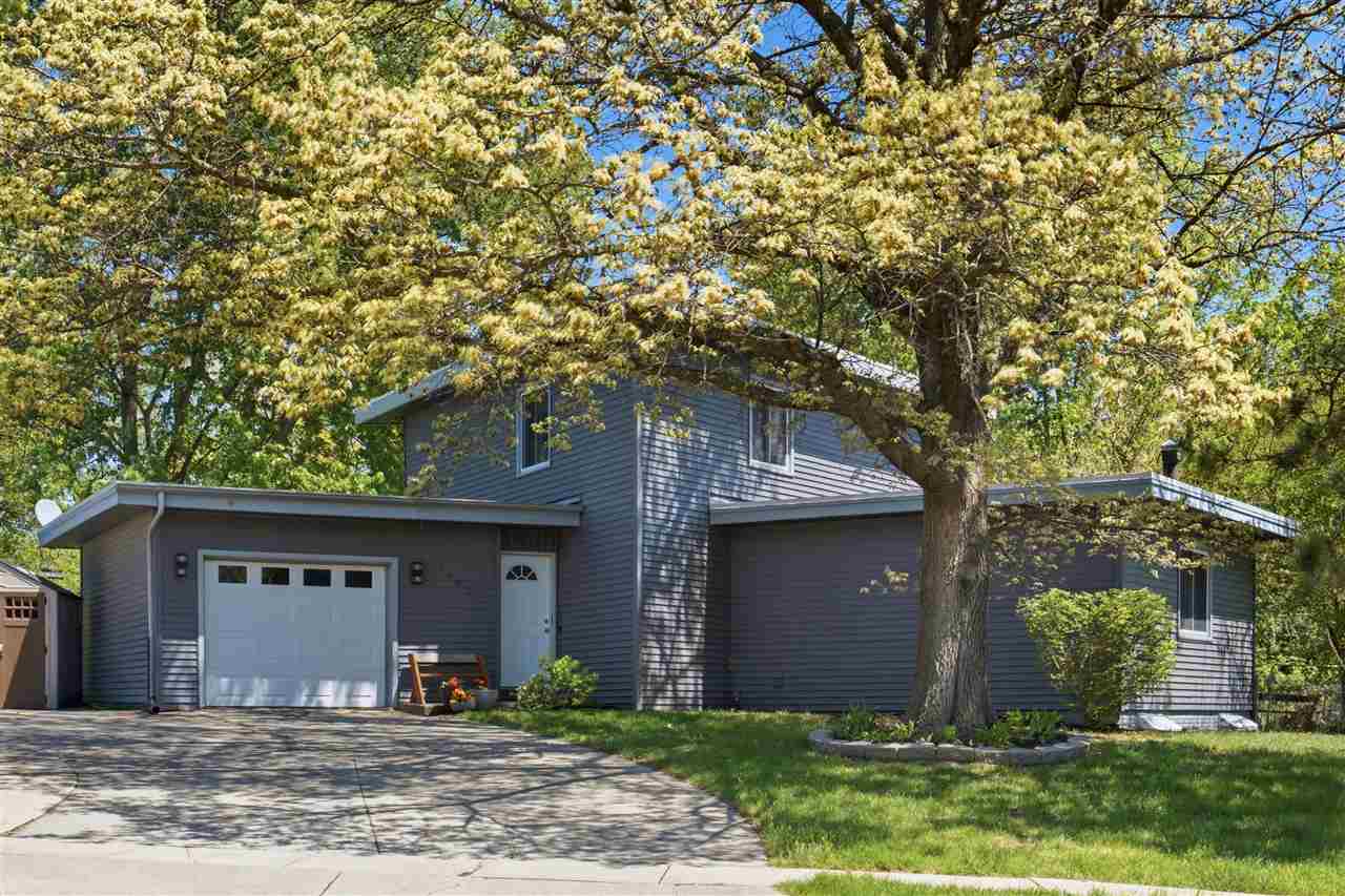 1442 Valley View Drive Coralville IA 52241