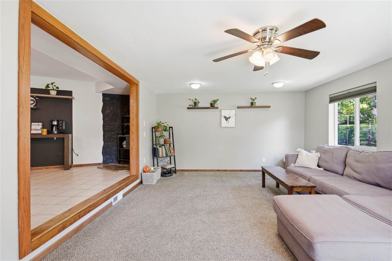 1442 Valley View Drive Coralville IA 52241