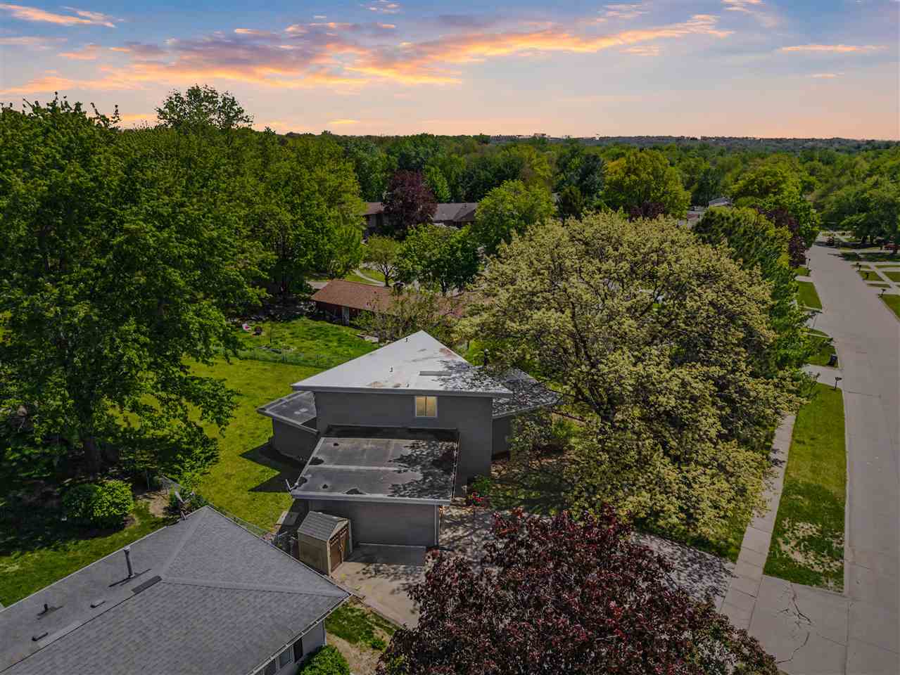 1442 Valley View Drive Coralville IA 52241