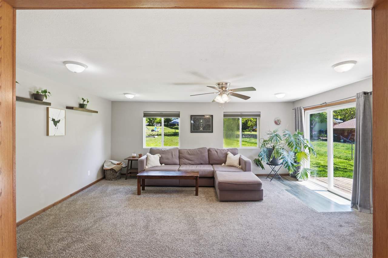 1442 Valley View Drive Coralville IA 52241